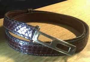Cinturones de cuero vintage