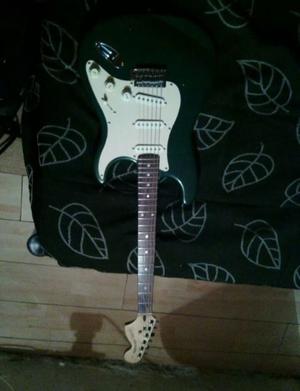 Guitarra Squier stratocaster Standar,una Mantequita