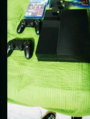 Ps4 con dos jostick y un juego