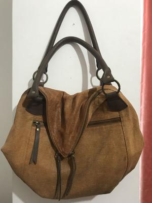 Cartera de cuero