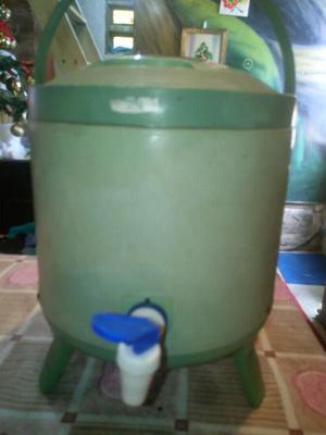 Termo d jugo con patas revatibles