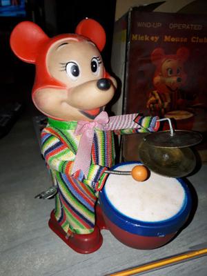 Antiguo raton Mickey a cuerda