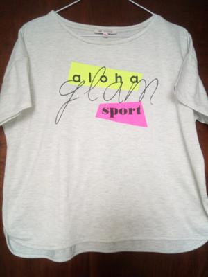 Calza y remera deportiva para mujer