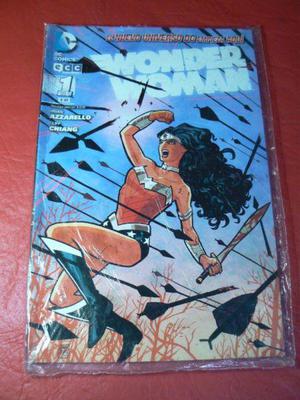 Comic Wonder Woman N° 1 - DC Comics y ECC Sudamérica