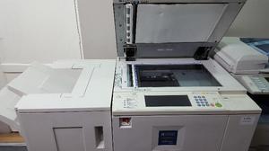Fotocopiadora e impresora Ricoh 