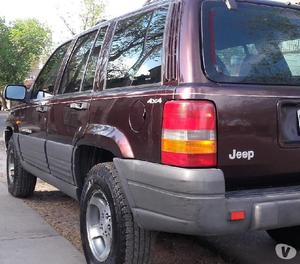 Jeep Grand Cherokee Laredo 4.0 4x4 Automático