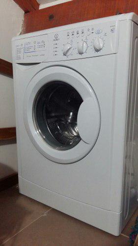 Lavasecadora Indesit Widxl 86