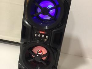 Nuevo Parlante portátil sd usb Bluetooth karaoke