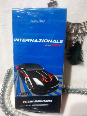 Perfume para niños en forma de auto