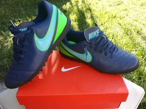 Vendo Botines Fútbol 5 - Nike Tiempo