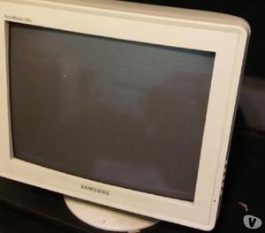 Vendo Monitor Samsung 17 Pulgadas (tubo)