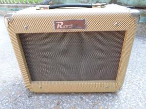 Amplificador de guitarra 15 Watts vintage Ross