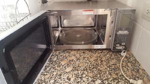 Horno de Microondas c/grill Whirlpool De 30 Lts Wmg-30ss