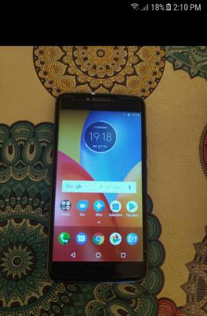 Moto e4 plus excelente estado liberado