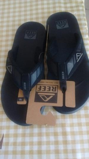 Vendo ojotas reef nuevas sin uso muy lindas a 600