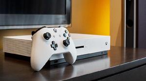 XBOX ONE S 4K ------------NO ps4-------- REPRODUCE