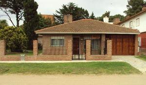 Chalet Villa Gesell (zona sur) para 6 personas TEMPORADA