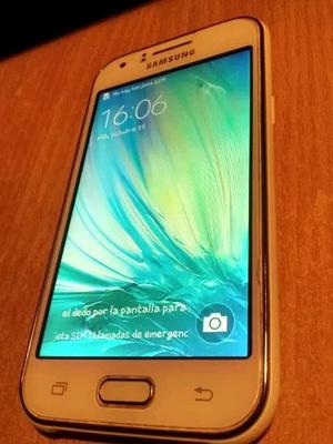 Vendo samsung j1 libre.excelente