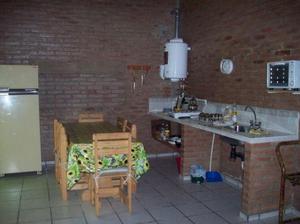 carlos paz, casa con pileta, cochera, aire acondicionado