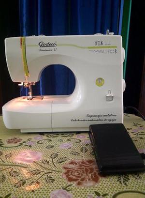 máquina Godeco De Coser Bordar Mod. Dinámica II