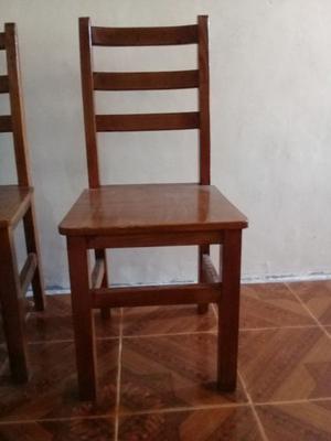 5 sillas de madera