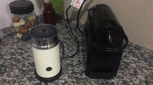 CAFETERA NESPRESSO INISSIA