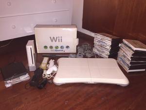 Consola De Juegos Wii Con Juegos Y Wii Fit Ideal Navidad