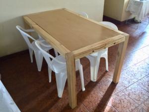 Mesa living-comedor de pino