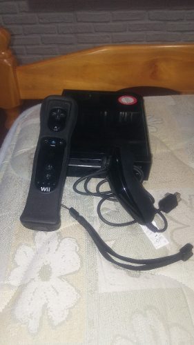 Nintendo Wii Flasheada Negra + Juegos. Excelente!!
