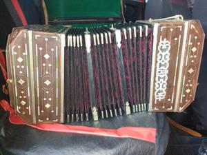 Vendo bandoneon listo