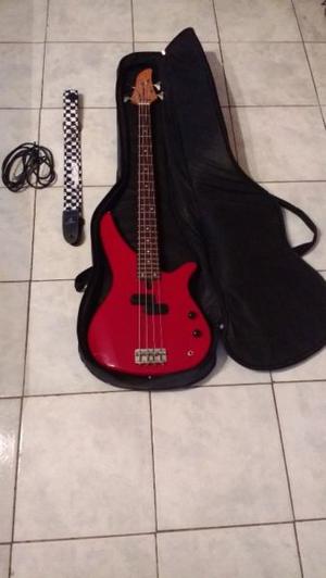 Bajo Yamaha 4 cuerdas