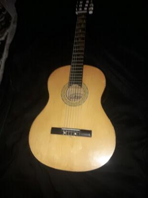 Guitarra Criolla Lazer