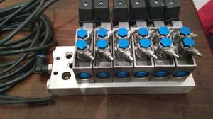 MANIFOLD CON SEIS ELECTROVALVULAS 5/2 FESTO NEUMATICA