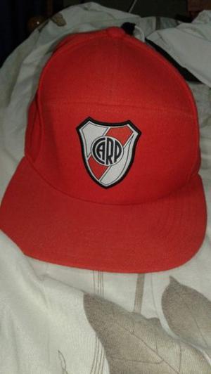 Gorra de river