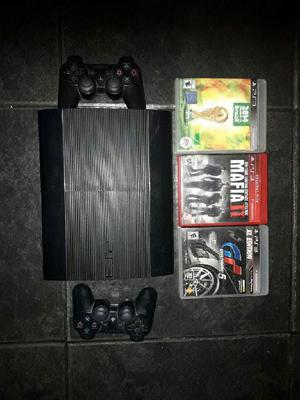 Vendo PS3 Superslim con 2 Joysticks y 5 juegos