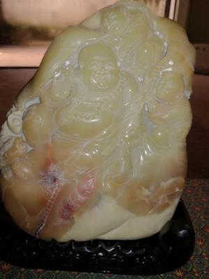 Talla en marmol de Buda