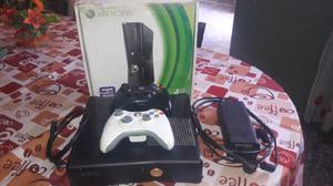 Vendo Urgente!! Xbox 360 5500$ Precio charlable.. muy