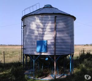 silo de almacenamiento capacidad de  KG