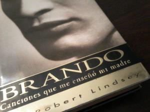 Libro "Brando" Edit.. Atlántida