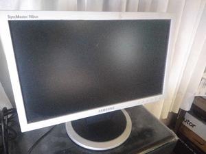 Monitor LCD Samsung 740NW 17"