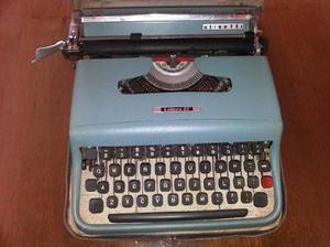 Máquina de escribir Olivetti Lettera 22 portátil con