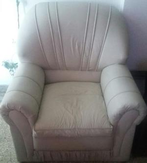 VENDO JUEGO DE SILLONES ECOCUERO