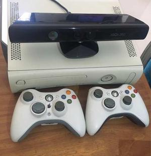 Consola Xbox 360 Chipeada + Kinetik + 14 Juegos