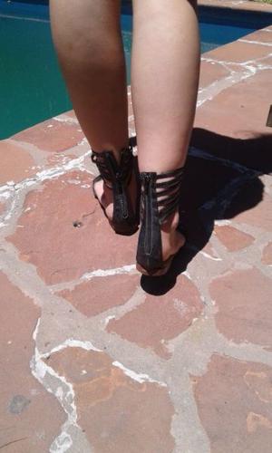 Sandalias chatitas negras