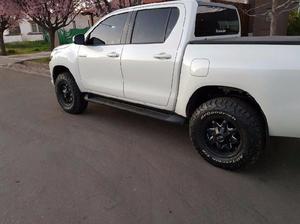 TOYOTA HILUX 2017 4X4 SRV 2.8 MANUAL IMPECABLE