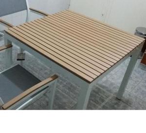 Vendo Mesa NUEVA de aluminio y madera