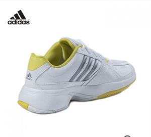 Zapatilla tenis de Adidas