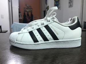 Adidas superstar talle 36