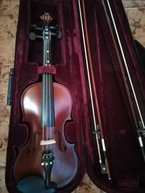 Violin stradella 4/4 con estuche, soporte y afinador