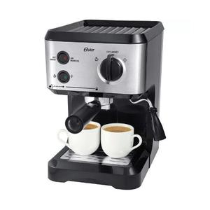 Oster Cmp55 Cafetera Espreso C/vapor 15 Bares 1/2 Tazas